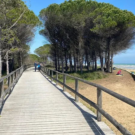 Flat With Need Apartamento Bibione